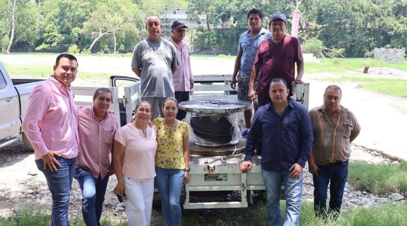 Restablecen servicio del chalán con nuevo cable