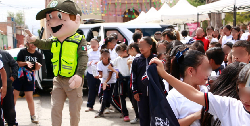 Impulsan cultura vial en Pozos