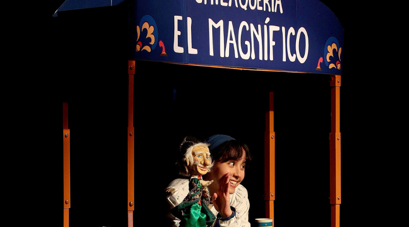 VIAJAN ENTRE TOTOPOS, HUMOR Y RECUERDOS