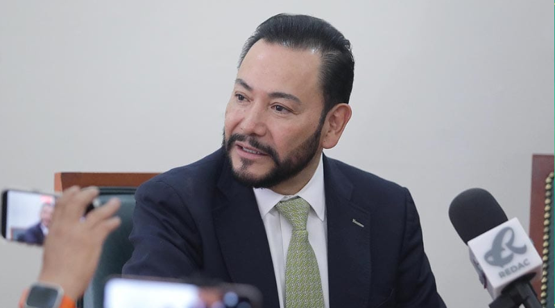 Declina a la comisión de atención a periodistas