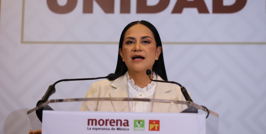 EXHIBE INE OPACIDAD DENTRO DE MORENA