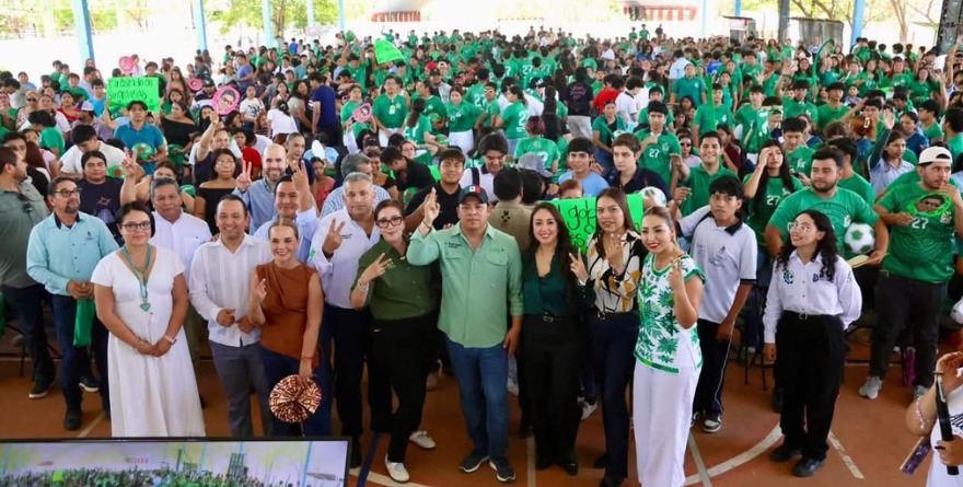 Anuncian programa 3 mil becas universitarias