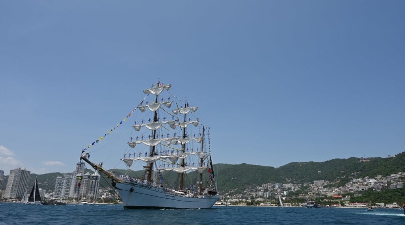 ZARPA BUQUE ‘CUAUHTÉMOC’ PARA CRUCEROS DE INSTRUCCIÓN