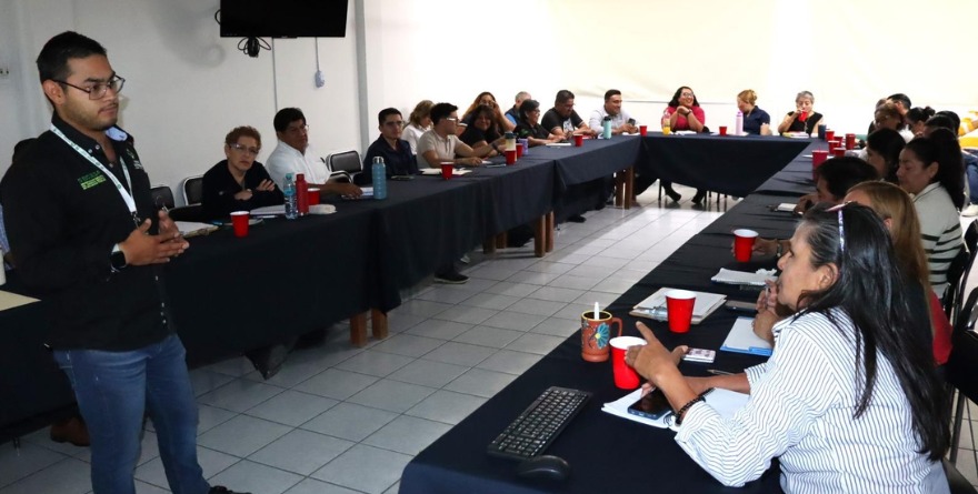 Capacitan en mediación a personal de salud estatal