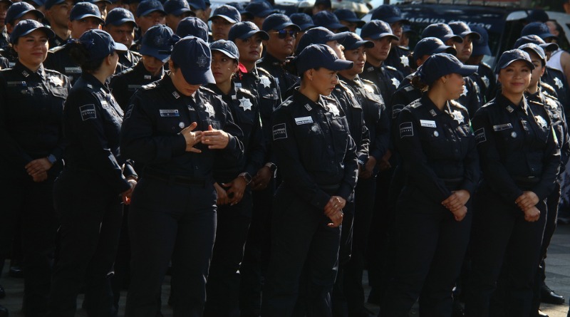 SIN COMPROBAR CONVOY ARMADO EN IXTAPA; REFUERZAN VIGILANCIA 