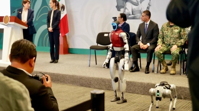 PRESENTAN EN MAÑANERA ROBOTS CON IA PARA C5 DE EDOMEX