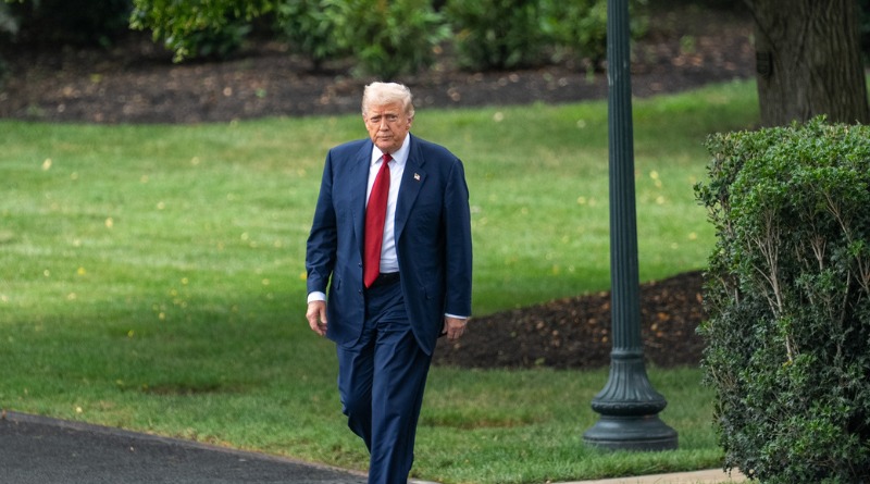 ANALIZA TRUMP CON GABINETE INTENSIFICAR OFENSIVA CONTRA IRÁN