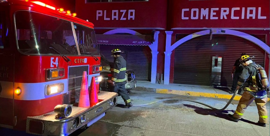 Incendio vehicular en Ciudad Fernández