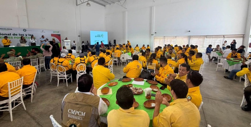 Rinden homenaje a brigadistas potosinos