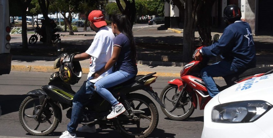 Persiste descontrol con motos juveniles 