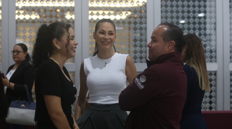 SE REÚNE ARIADNA MONTIEL CON MORENISTAS DE JALISCO