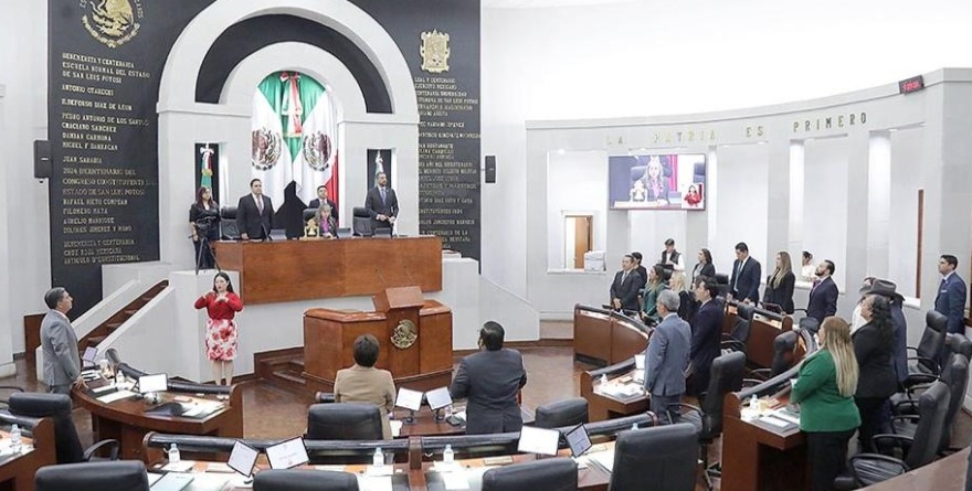 Sepultan reforma de Inteligencia Artificial