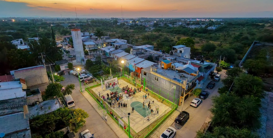 Rehabilitan cancha en La Ilusión