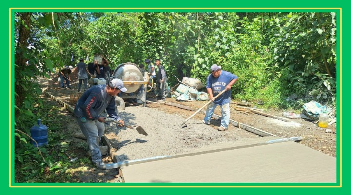 Arranca la pavimentación de la calle principal en el Barrio Xiotla