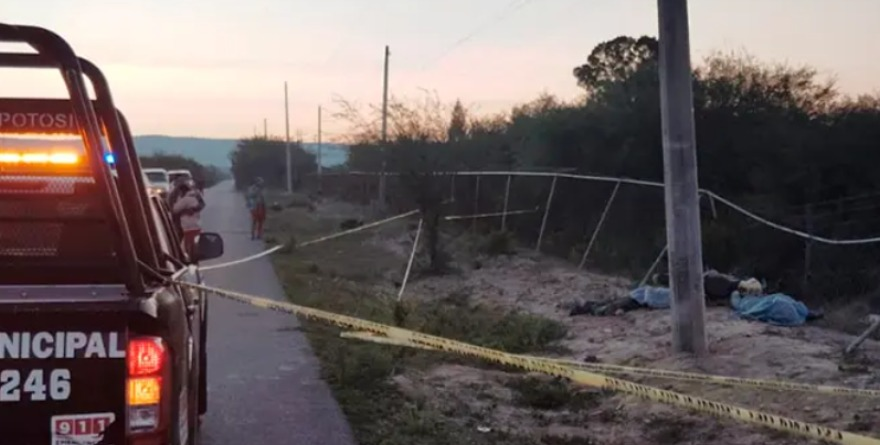 ¡Tragedia en Santa Rita! Dos adolescentes mueren al chocar su moto contra un poste