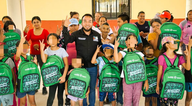 Apoyan regreso a clases en Vanegas