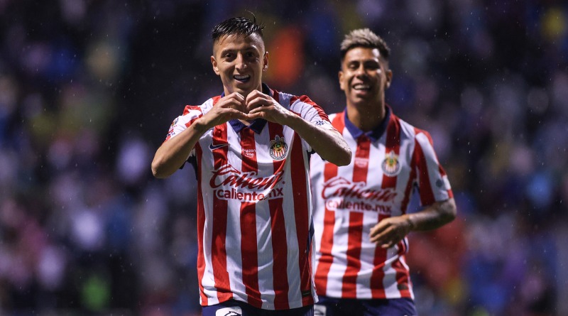 CHIVAS NO PUEDE CONTRA EL PUEBLA; RESCATA EMPATE 1-1 