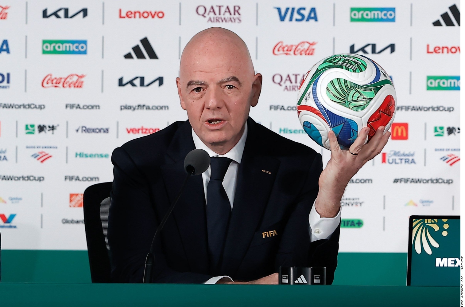 INFANTINO PROYECTABA COBRAR 30 MDD AL AÑO