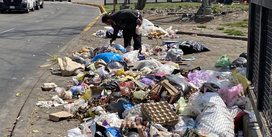 MÉXICO TIRA POR MINUTO 38 TONS. DE ALIMENTOS