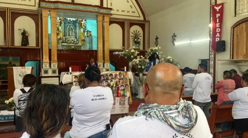 URGEN BUSCADORES JUSTICIA EN SIERRA DE GUERRERO
