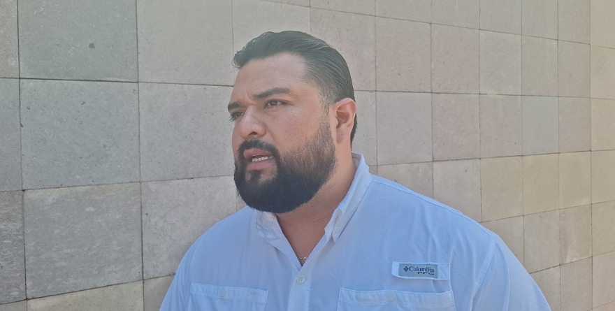 Becerra minimiza reclamos comerciales
