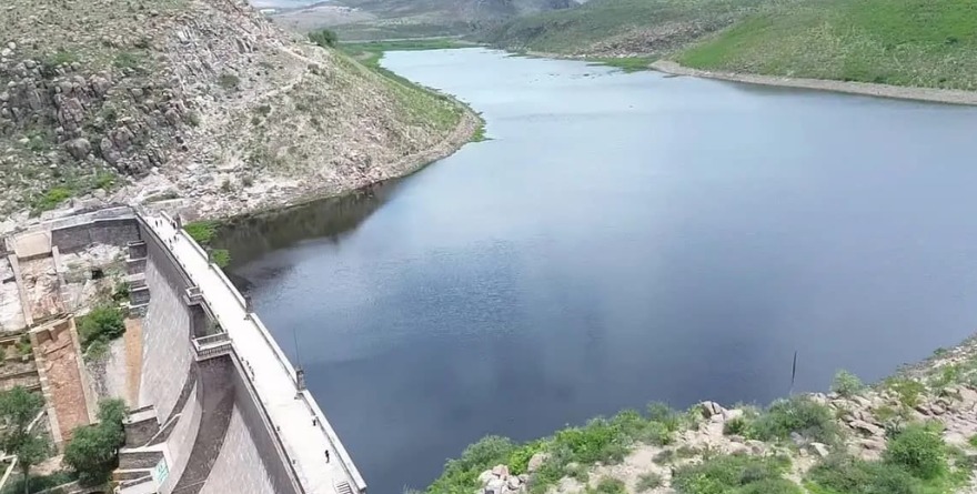 Vigilan niveles de presas