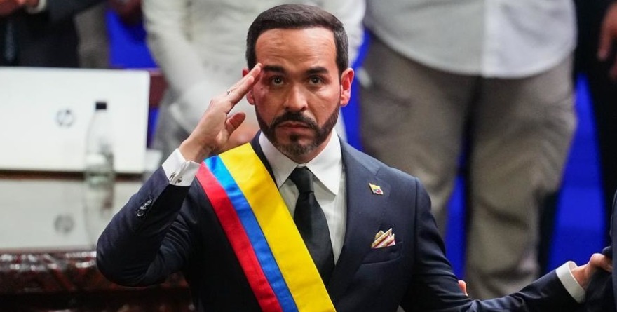 ABELARDO DE LA ESPRIELLA ASUME LA PRESIDENCIA DE COLOMBIA
