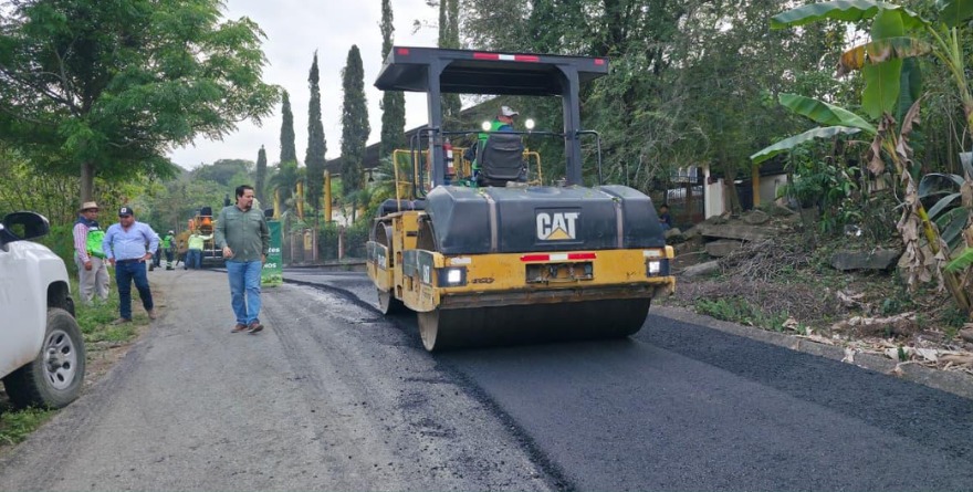 Mejoran 301 km de caminos
