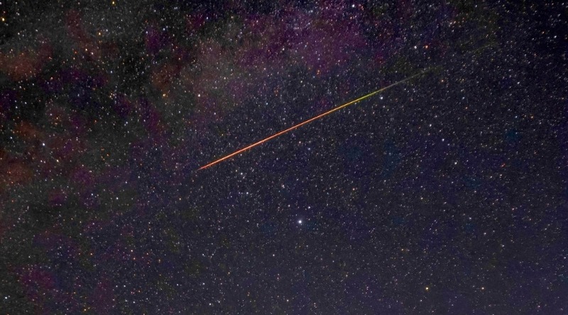 HOY ES NOCHE ¡DE METEOROS!