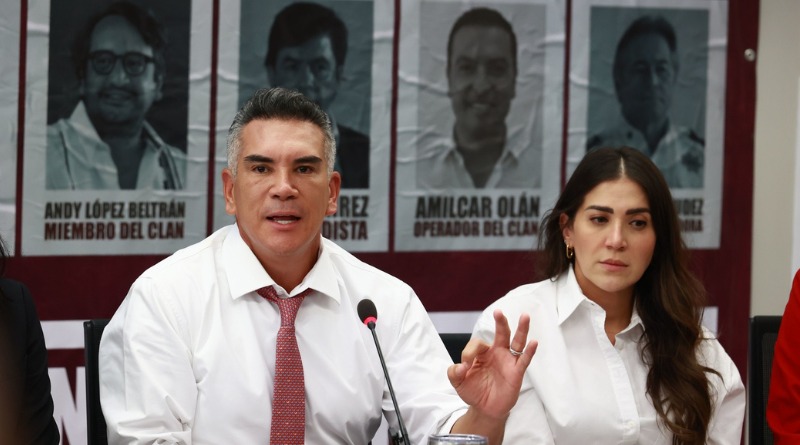 ESTÁ VIVO DESAFUERO:  MORENA