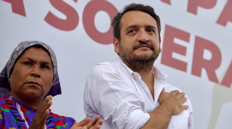 LOS POLÍTICOS MEXICANOS SIN VISA