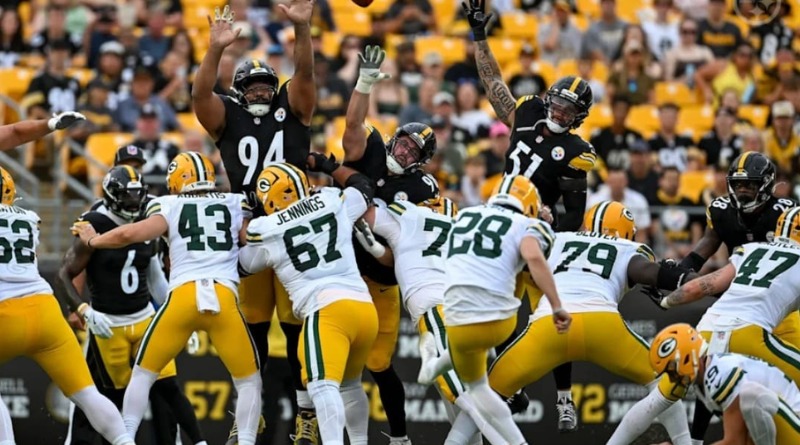 BRILLAN STEELERS ANTE PACKERS Y SIN RODGERS