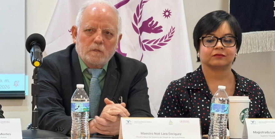 Capacitan a 150 servidores públicos