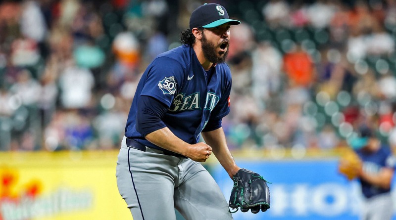 ANDRÉS MUÑOZ LLEGA A LOS 100 SALVAMENTOS DE POR VIDA EN MLB
