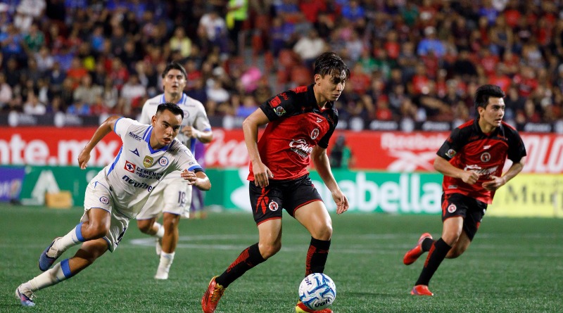 MUERDEN XOLOS A CRUZ AZUL Y CONSERVAN SU INVICTO
