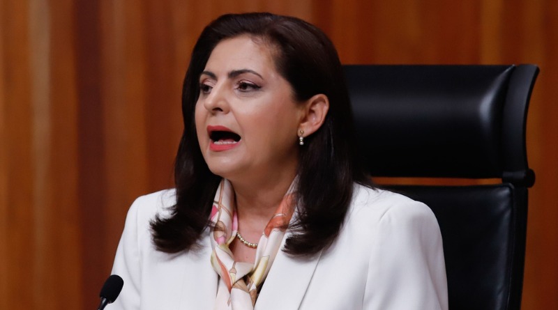 CUESTIONAN RENUNCIA DE MÓNICA SOTO SIN CAUSA GRAVE