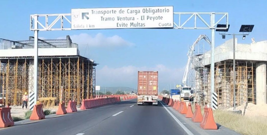 Comerciantes exigen reabrir la carretera 57
