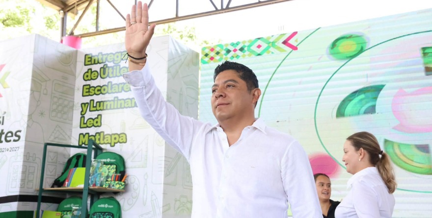Lidera en ranking de gobernadores