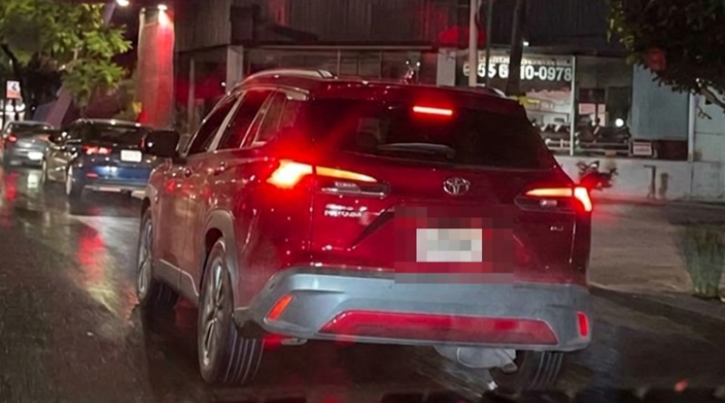 HALLAN CAMIONETA LIGADA A ACOSO A VANESSA HUPPENKOTHEN