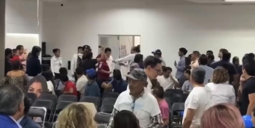 Panistas exhiben fractura interna