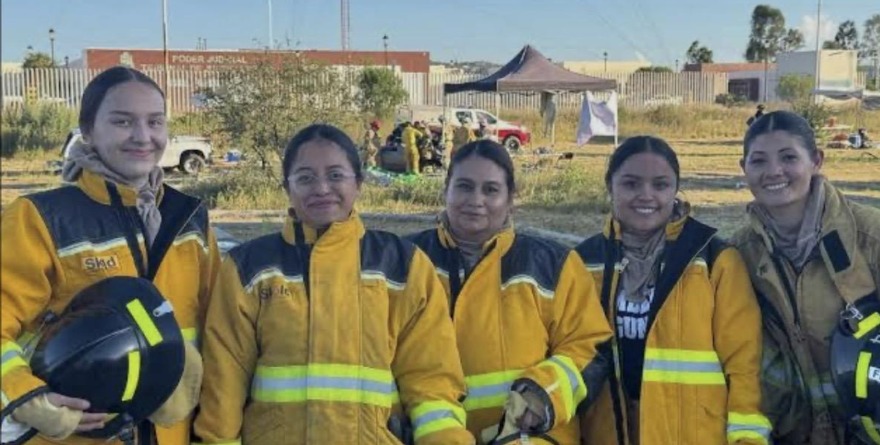 Mujeres conquistan filas bomberiles