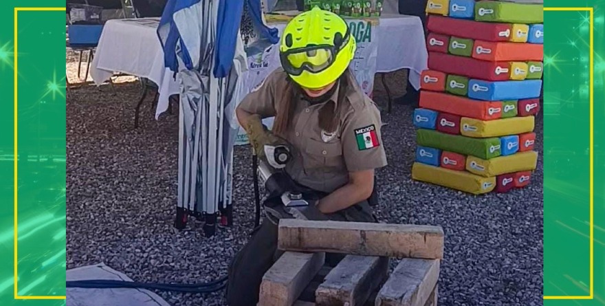 Bomberos en NEMISA
