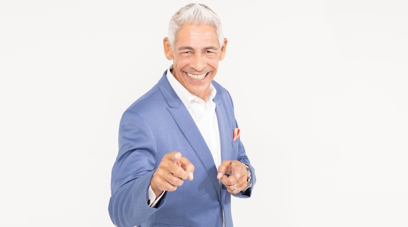 CANTARÁ JOHNNY LOZADA CON TATIANA, PERO RECHAZA A MENUDO