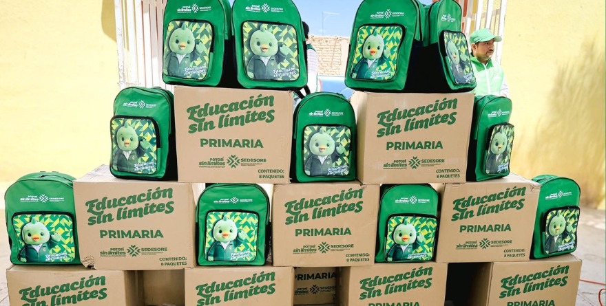 Garantizan material escolar en Vanegas
