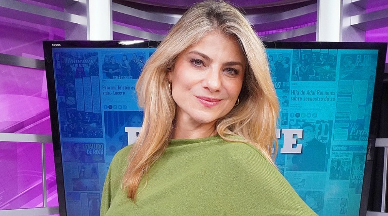 MARÍA AURA LE SACA PROVECHO A LOS AÑOS