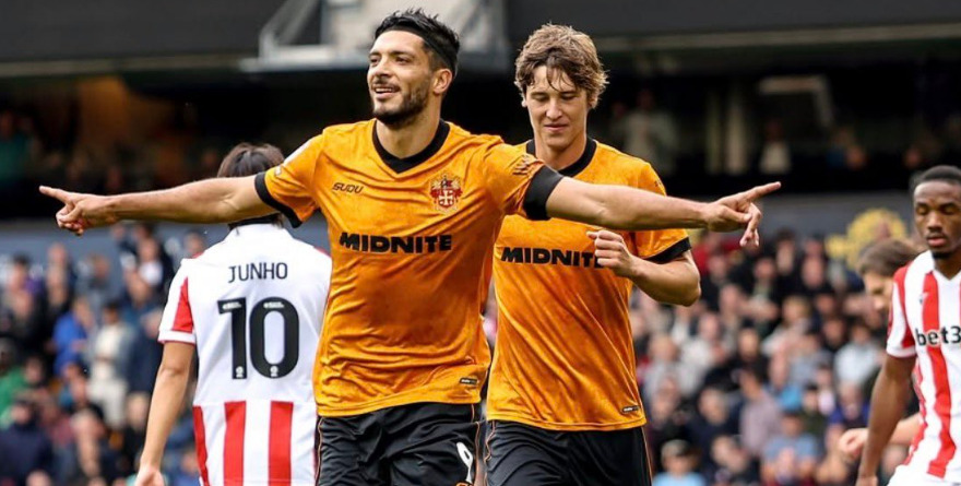 RAÚL JIMÉNEZ ANOTA EN TRIUNFO DEL WOLVERHAMPTON