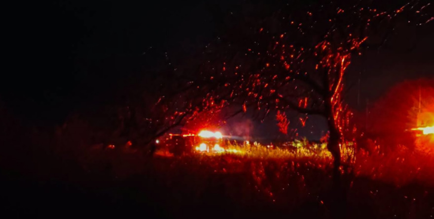 Bomberos atienden incendio en El Refugio