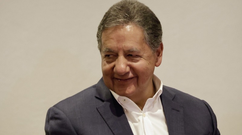 DESIGNAN EN SENADO A HIGINIO COMO NUEVO PRESIDENTE
