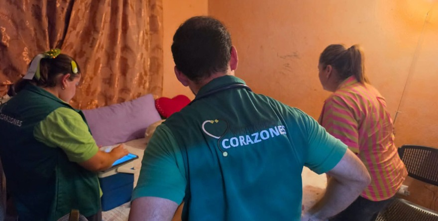 Acercan salud en Valles