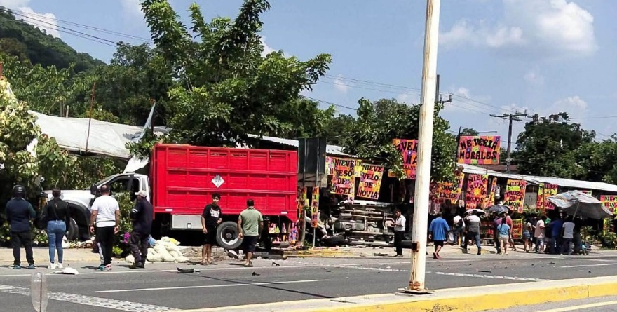 Accidente en corredor de Huehuetlán